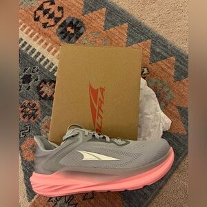 Women’s Altra Torin 8